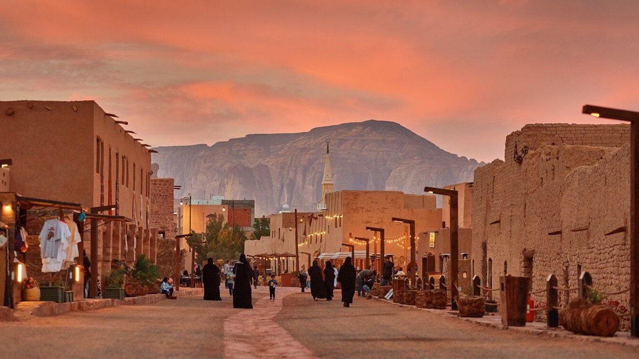 Luxurious Retreat In Saudi Arabia's Historic AlUla Region Image 1