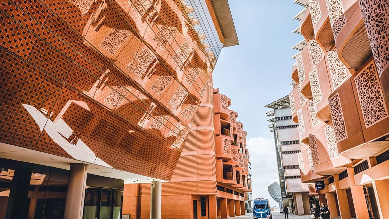 Masdar City Square Development- a proud extension to Net ... Image 1