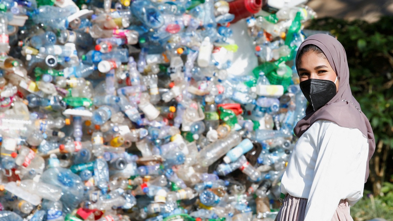 Plastics In The Middle East: A Growing Menace Or A ... Image 1