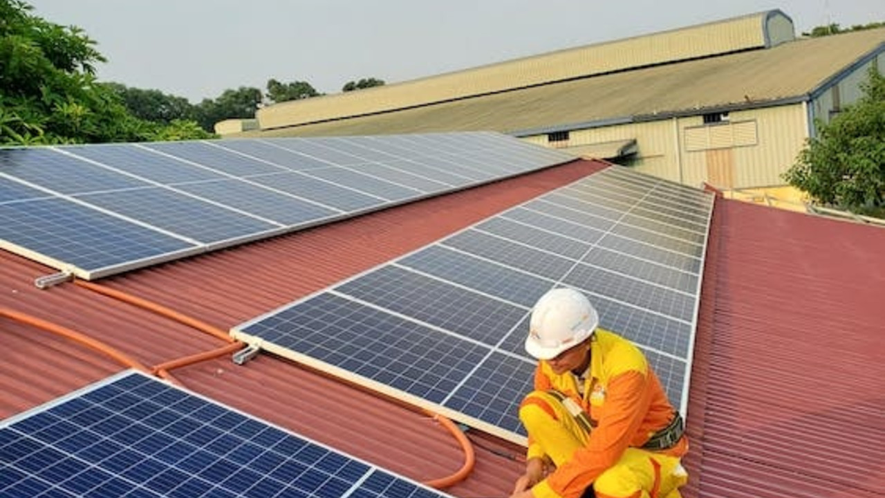 Jinko Power Announces Financial Close for 300 MW Saad Solar ... Image 1