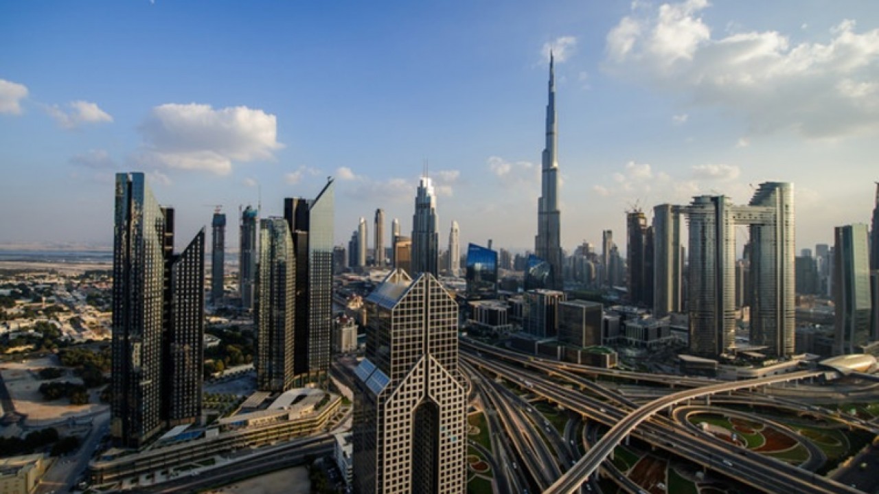 Dubai To Power 250,000 Homes Through Pioneering Solar ... Image 1
